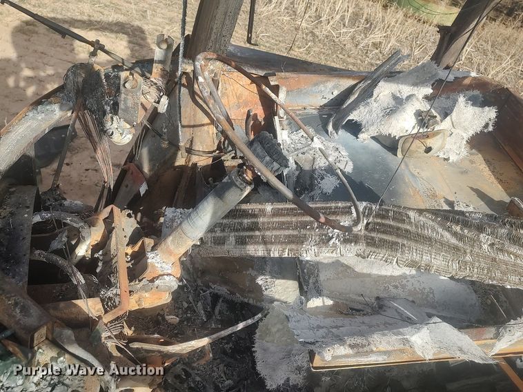 image for item DO3773 1977 John Deere 4630  HFWD tractor