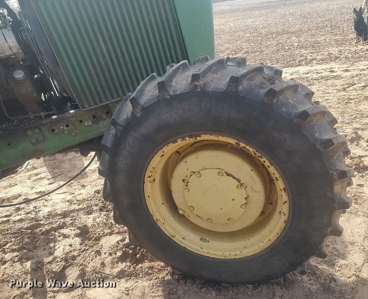 image for item DO3773 1977 John Deere 4630  HFWD tractor