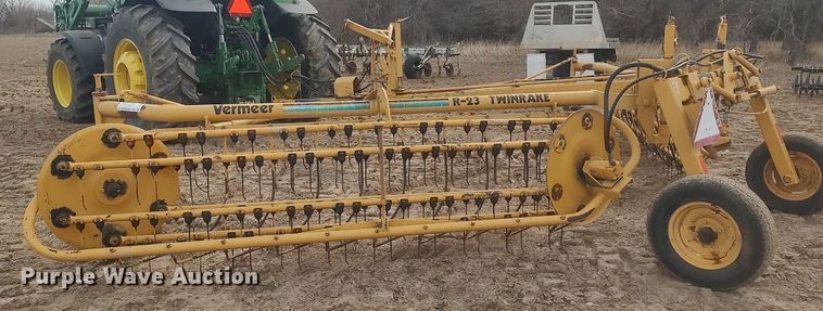 image for item DO3778 Vermeer R23  hay rake