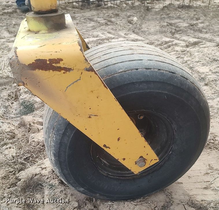 image for item DO3778 Vermeer R23  hay rake