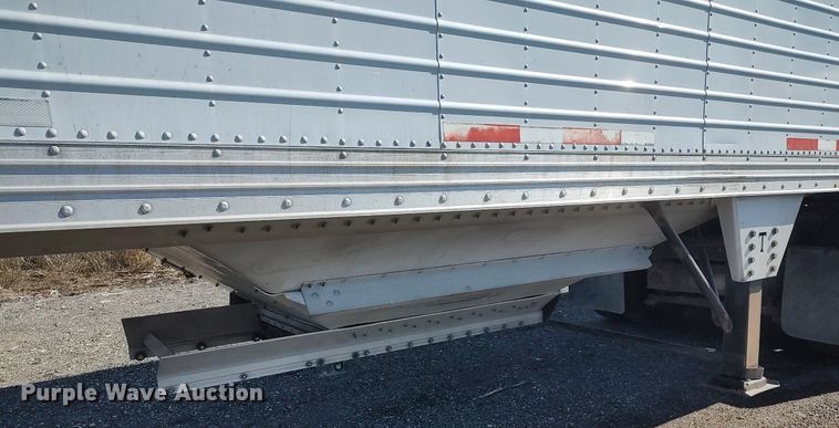 image for item DO3794 2009 Timpte Super Hopper  grain trailer