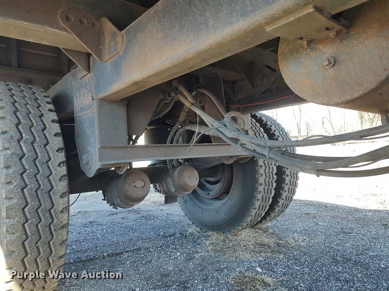 image for item DO3794 2009 Timpte Super Hopper  grain trailer