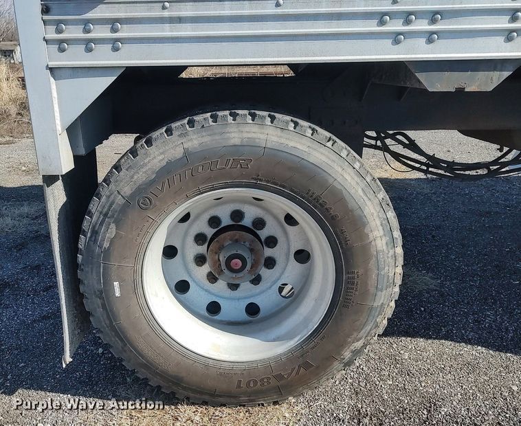 image for item DO3794 2009 Timpte Super Hopper  grain trailer