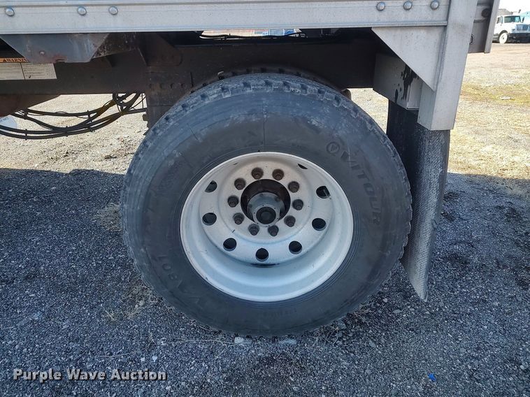 image for item DO3794 2009 Timpte Super Hopper  grain trailer