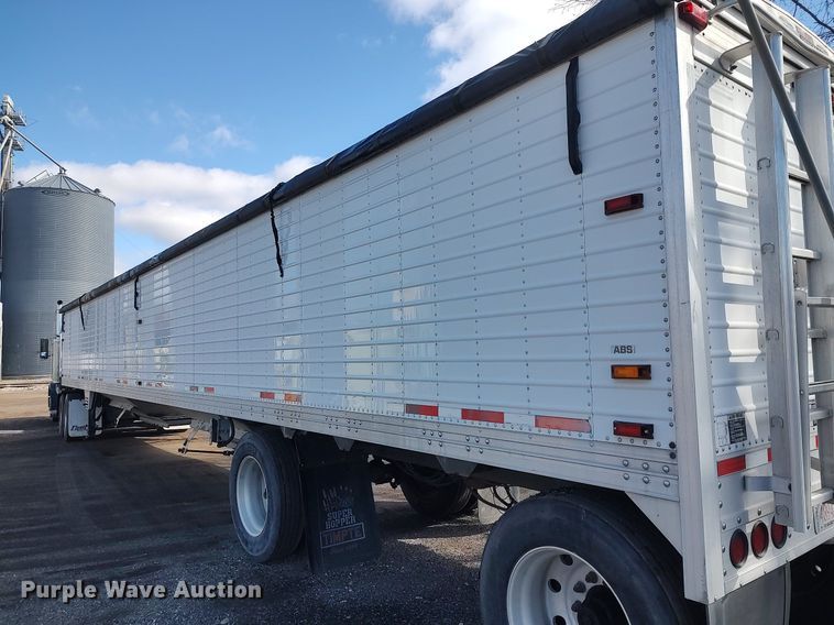 image for item DO3795 2009 Timpte Super Hopper  grain trailer