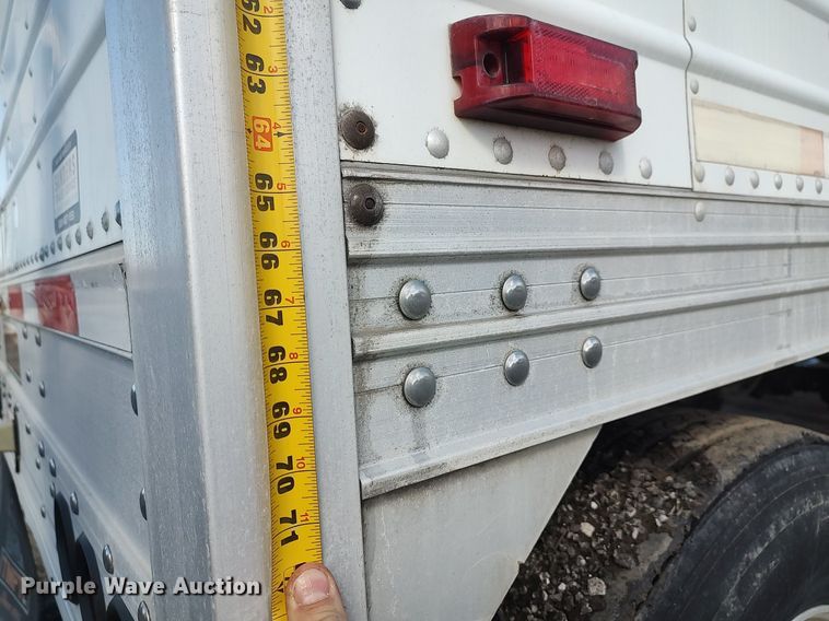 image for item DO3795 2009 Timpte Super Hopper  grain trailer