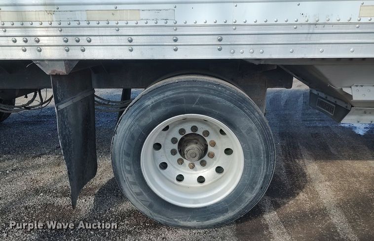 image for item DO3795 2009 Timpte Super Hopper  grain trailer