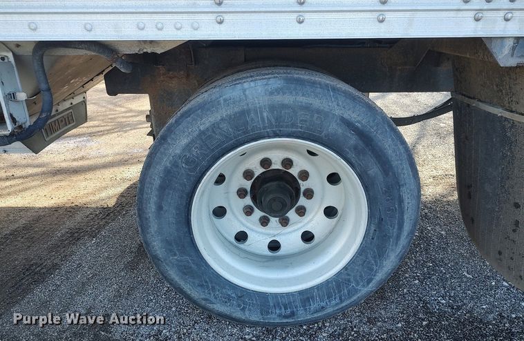 image for item DO3795 2009 Timpte Super Hopper  grain trailer