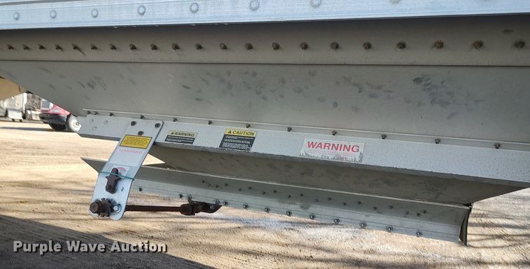 image for item DO3795 2009 Timpte Super Hopper  grain trailer