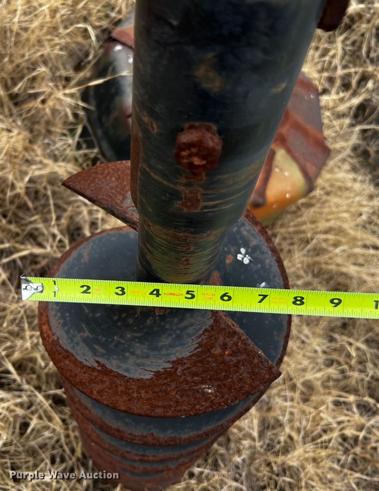 image for item DQ1968 Bush Hog post hole auger