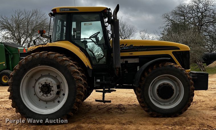 image for item DQ1970 2002 Challenger MT665  MFWD tractor