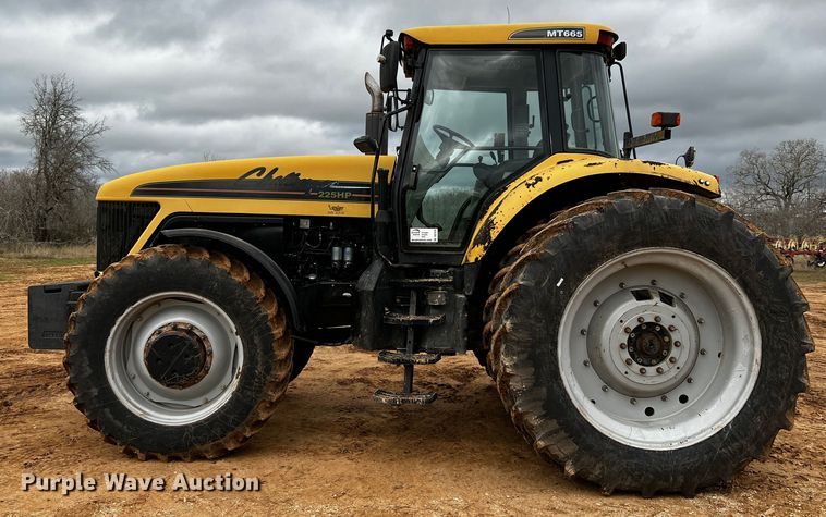 image for item DQ1970 2002 Challenger MT665  MFWD tractor