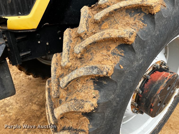 image for item DQ1970 2002 Challenger MT665  MFWD tractor