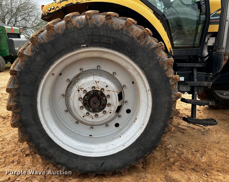 image for item DQ1970 2002 Challenger MT665  MFWD tractor