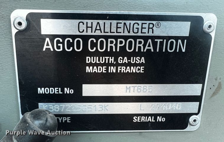 image for item DQ1970 2002 Challenger MT665  MFWD tractor