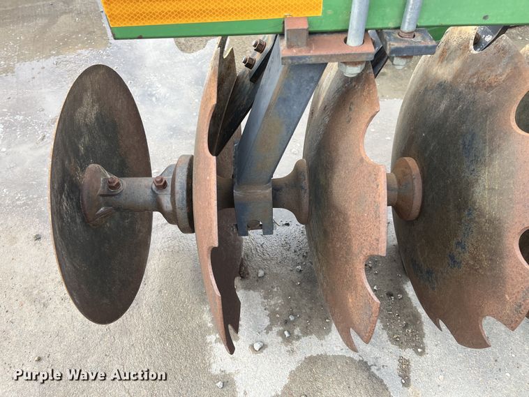 image for item DQ3983 Frontier DH1396  disk