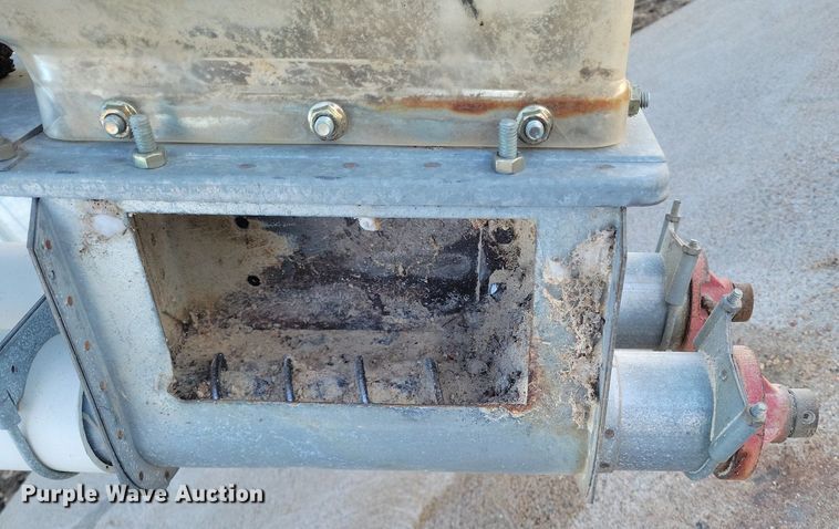 image for item DR5524 Flex Auger livestock feed system