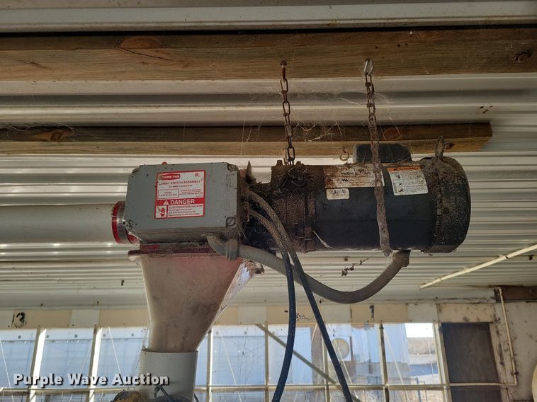 image for item DR5524 Flex Auger livestock feed system