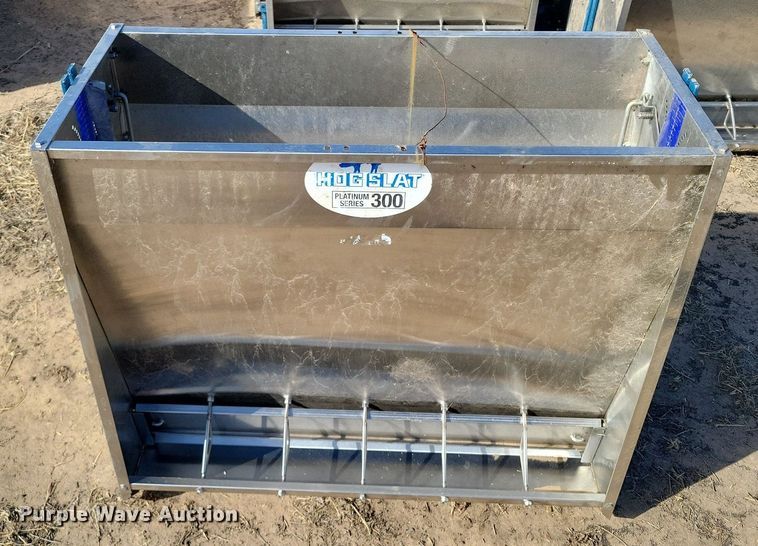 image for item DR5526 (8) Hog Slat Platinum Series 300 hog feeders