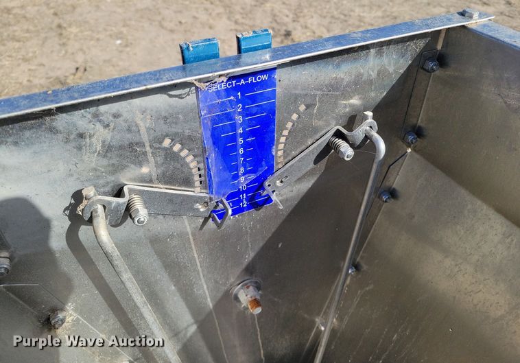 image for item DR5526 (8) Hog Slat Platinum Series 300 hog feeders