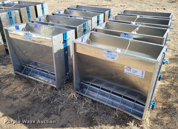 image for item DR5528 (8) Hog Slat Platinum Series 300 hog feeders