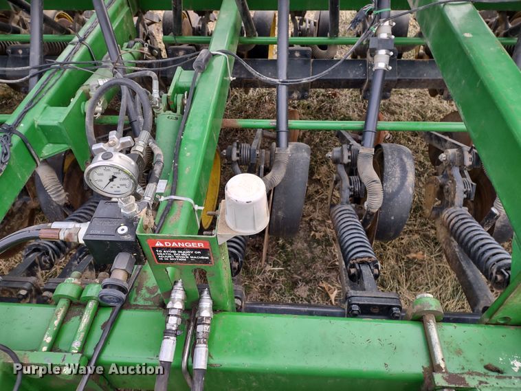 image for item DR8145 John Deere 750  grain drill