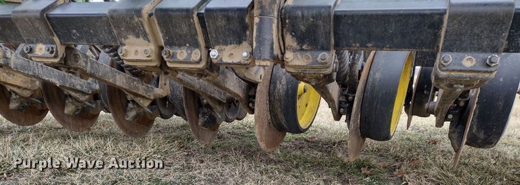 image for item DR8145 John Deere 750  grain drill