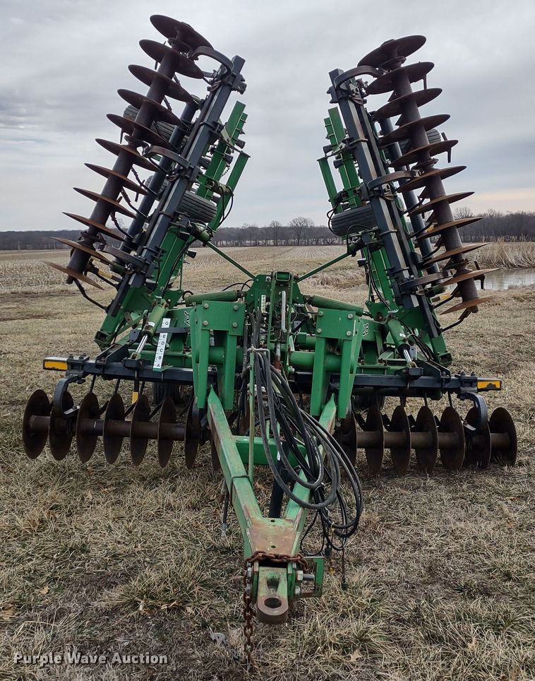 image for item DR8147 John Deere 726  mulch finisher