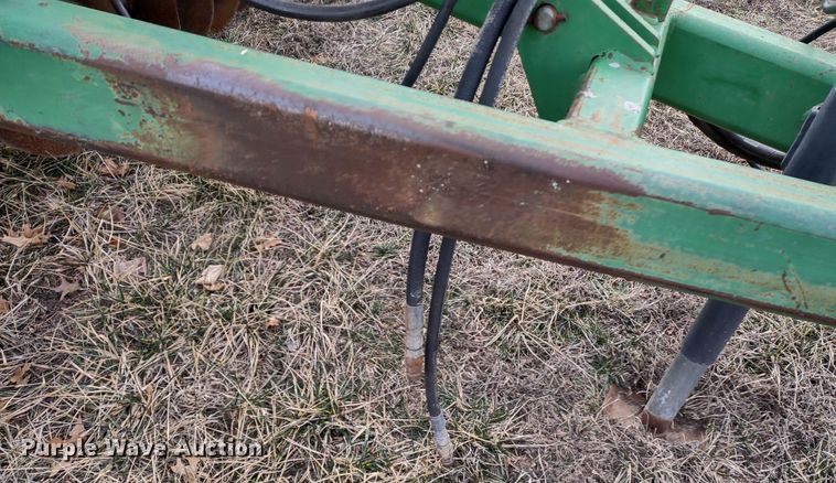 image for item DR8147 John Deere 726  mulch finisher