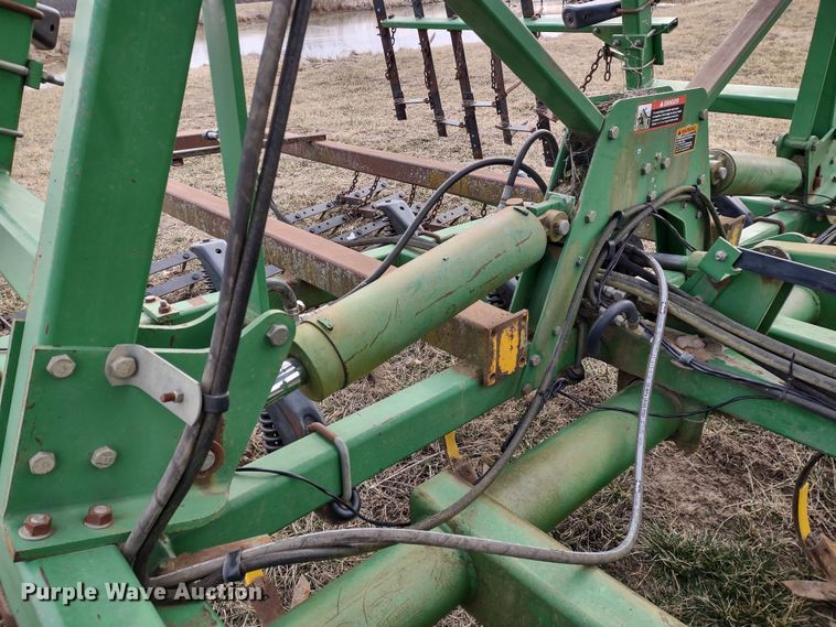 image for item DR8147 John Deere 726  mulch finisher