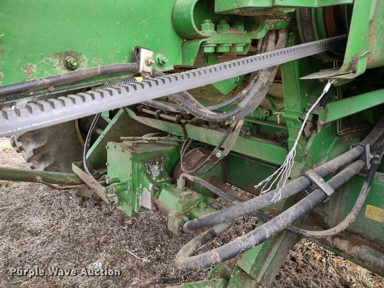 image for item DR8150 1994 John Deere 9500  RWA combine