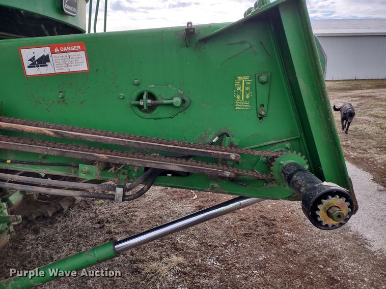 image for item DR8150 1994 John Deere 9500  RWA combine