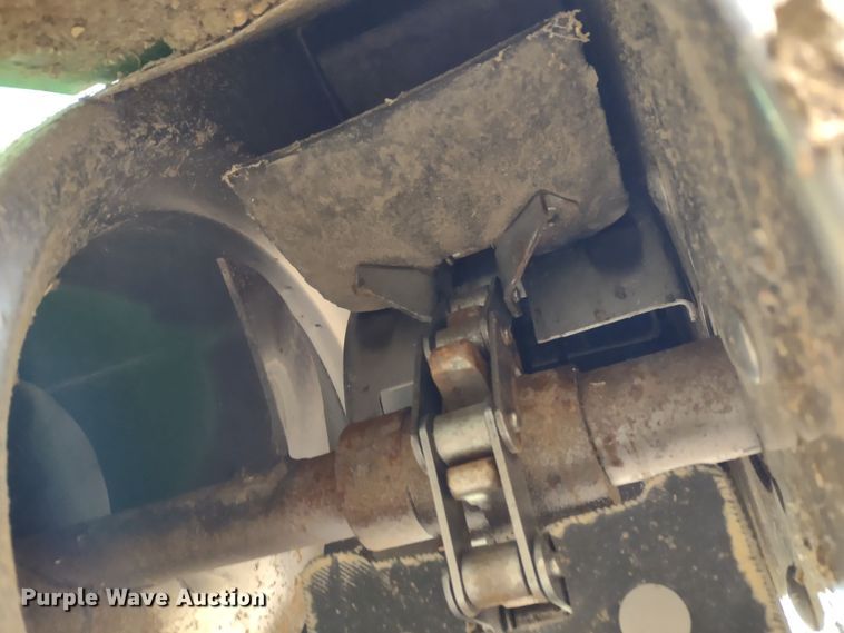 image for item DR8150 1994 John Deere 9500  RWA combine