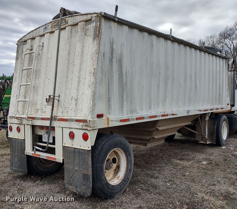 image for item DR8153 1996 Jet  grain trailer