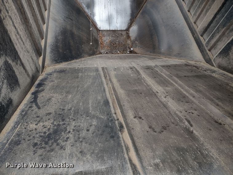 image for item DR8153 1996 Jet  grain trailer