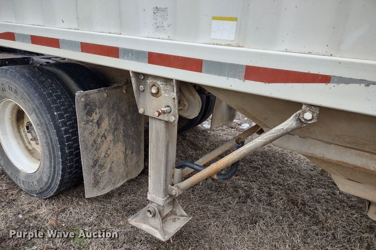 image for item DR8153 1996 Jet  grain trailer