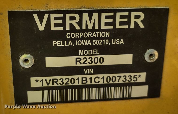image for item DR8161 Vermeer R2300  hay rake