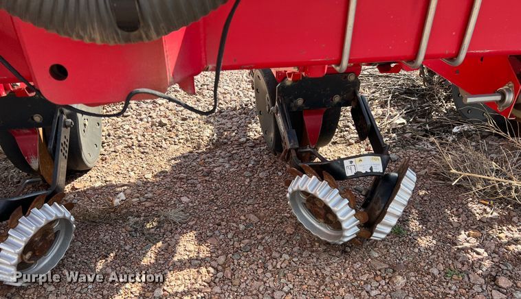 image for item DS2752 AGCO White 8700  planter