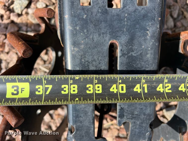 image for item DS2752 AGCO White 8700  planter