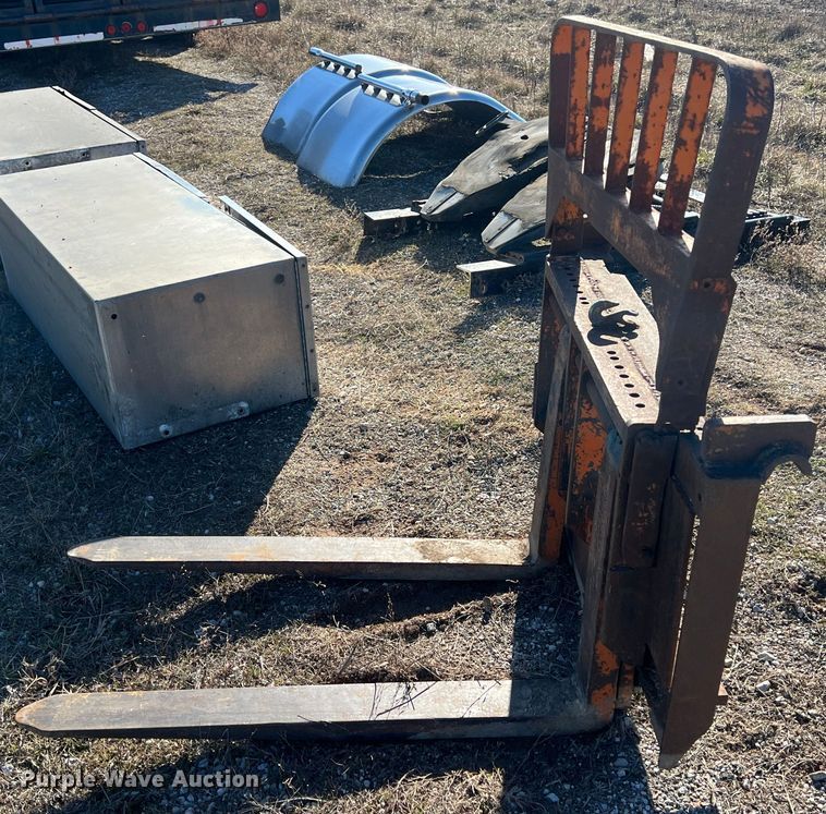 image for item HG9394 42" L forks