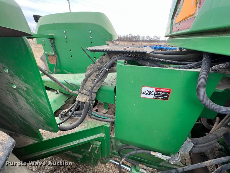 image for item ID9321 1997 John Deere 9200 4WD tractor