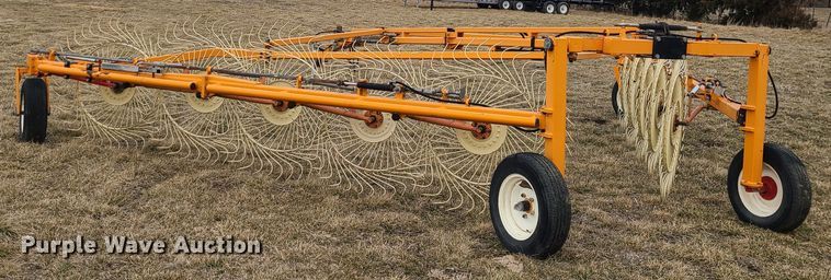 image for item JG9478 2006 Enrossi RTVHB  hay rake