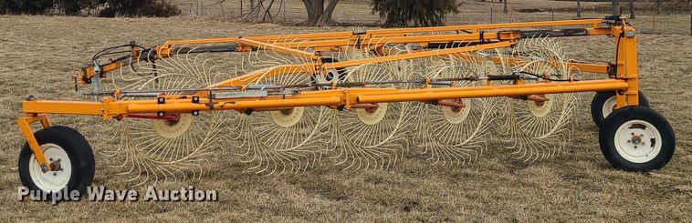 image for item JG9478 2006 Enrossi RTVHB  hay rake