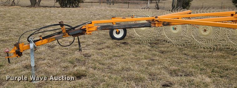 image for item JG9478 2006 Enrossi RTVHB  hay rake