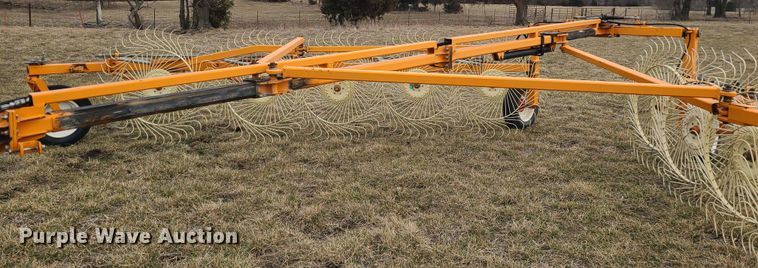 image for item JG9478 2006 Enrossi RTVHB  hay rake