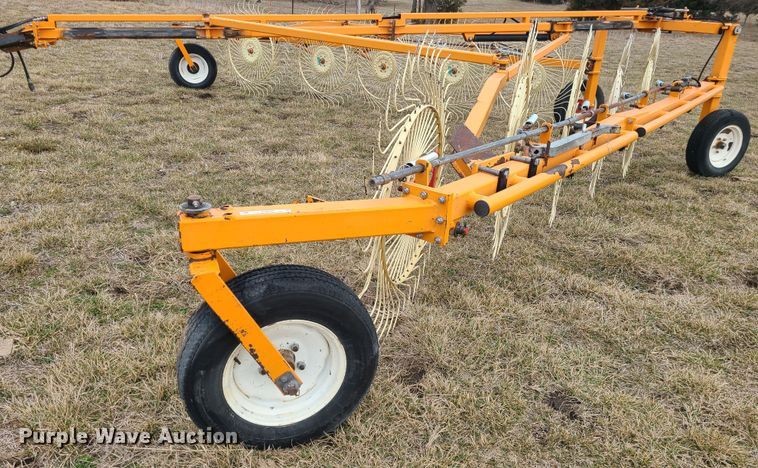 image for item JG9478 2006 Enrossi RTVHB  hay rake