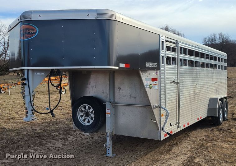 image for item JG9479 2021 Sundowner Rancher Express  livestock trailer