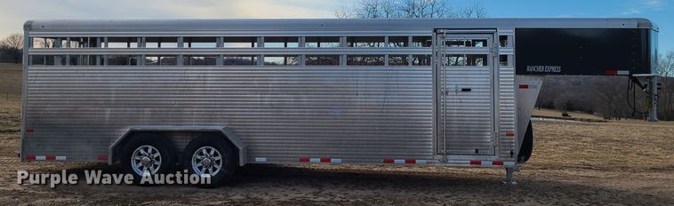 image for item JG9479 2021 Sundowner Rancher Express  livestock trailer