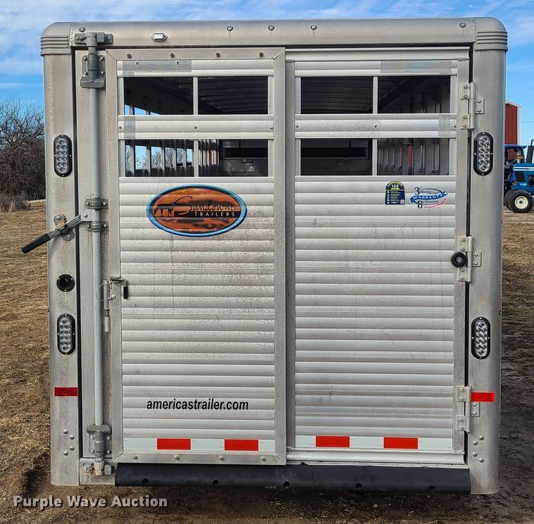 image for item JG9479 2021 Sundowner Rancher Express  livestock trailer