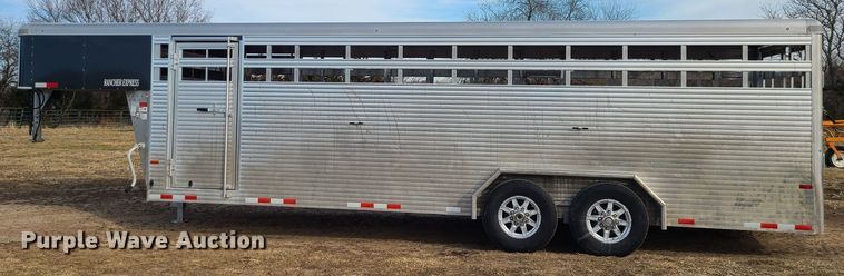 image for item JG9479 2021 Sundowner Rancher Express  livestock trailer